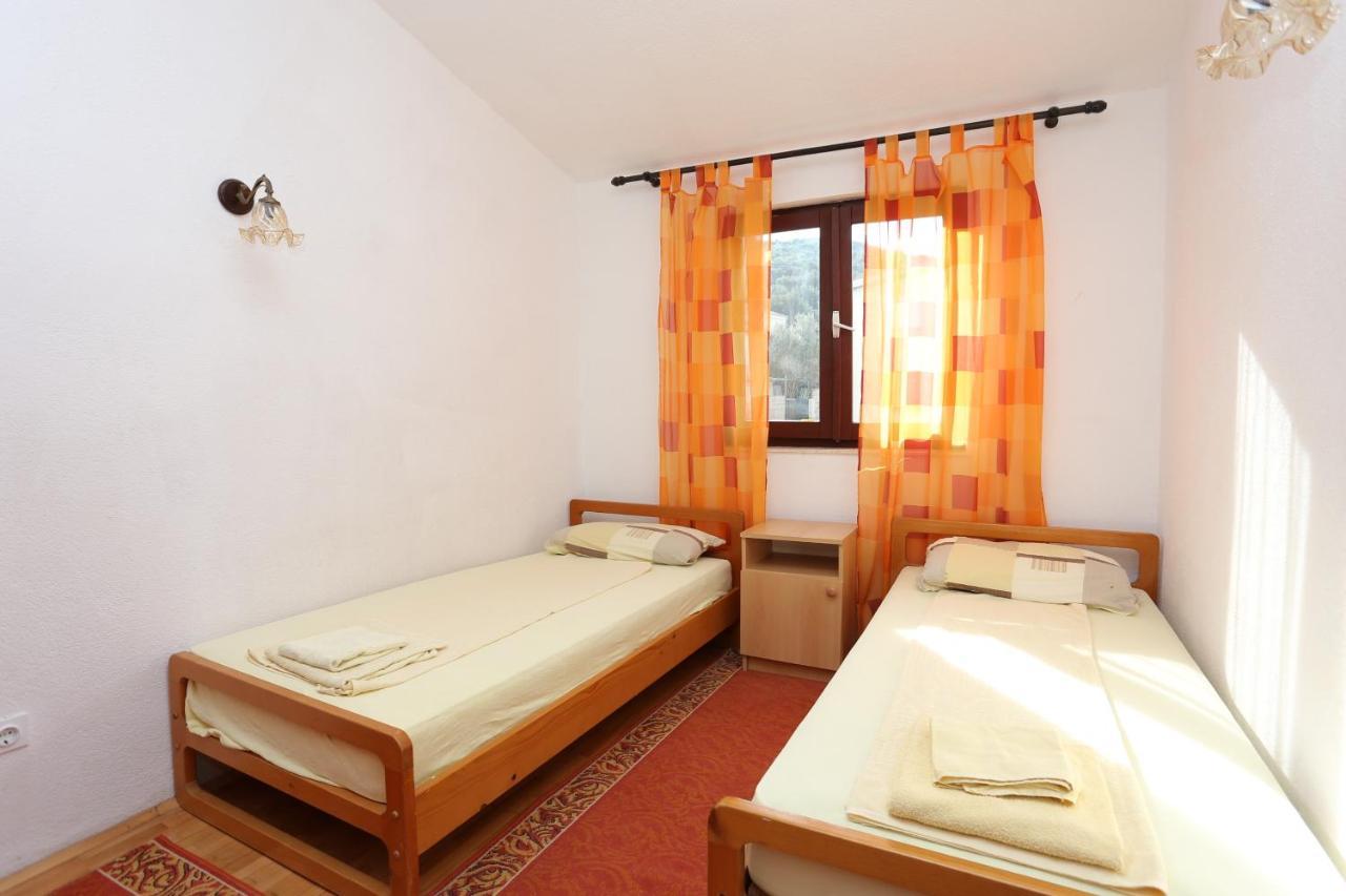 Apartments By The Sea Slatine, Ciovo - 16345 المظهر الخارجي الصورة