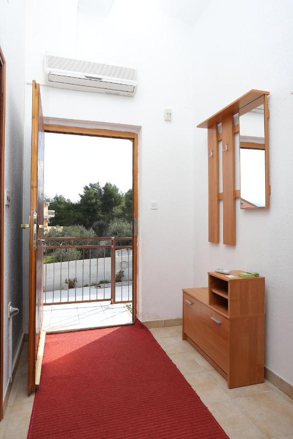 Apartments By The Sea Slatine, Ciovo - 16345 المظهر الخارجي الصورة