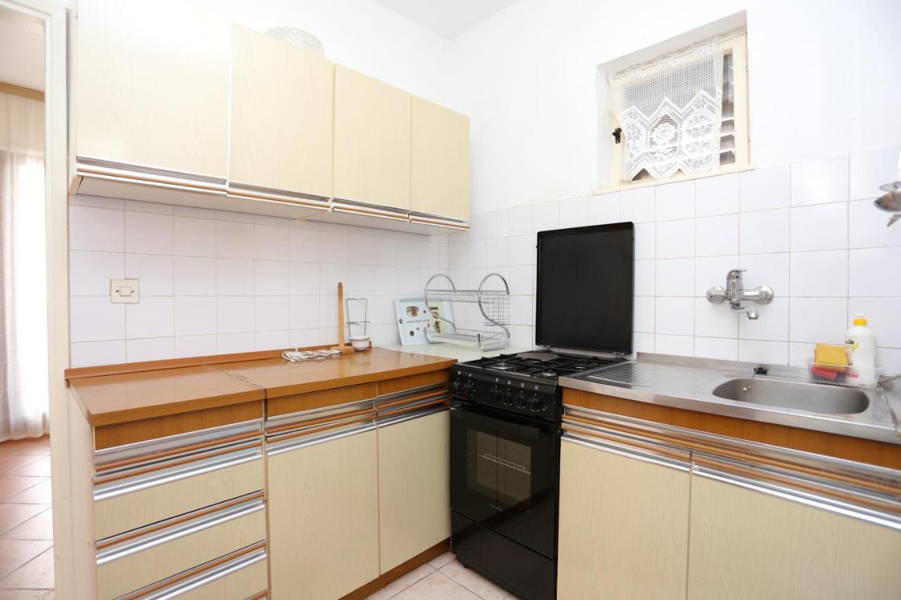 Apartments By The Sea Slatine, Ciovo - 16345 المظهر الخارجي الصورة