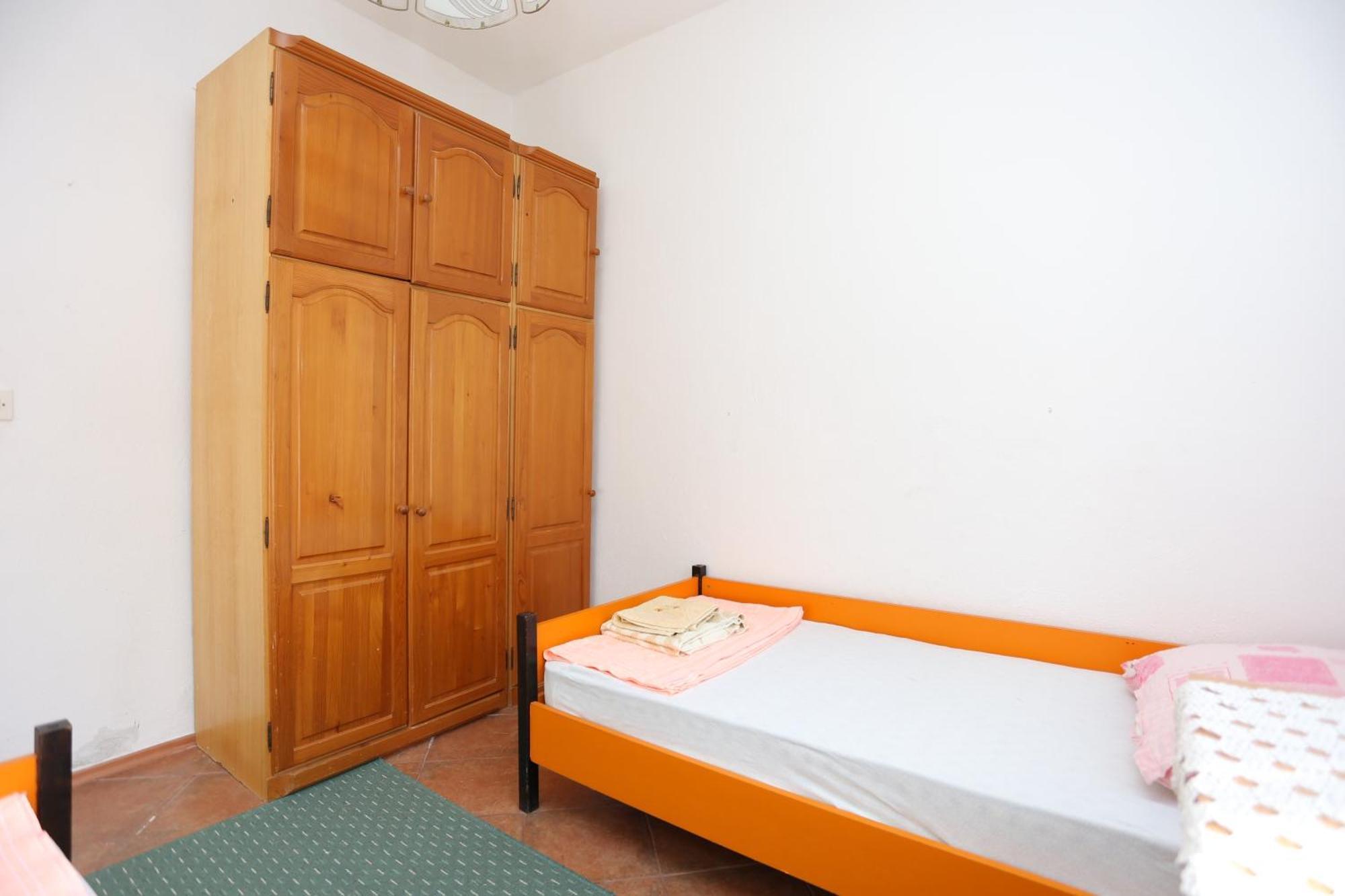 Apartments By The Sea Slatine, Ciovo - 16345 الغرفة الصورة